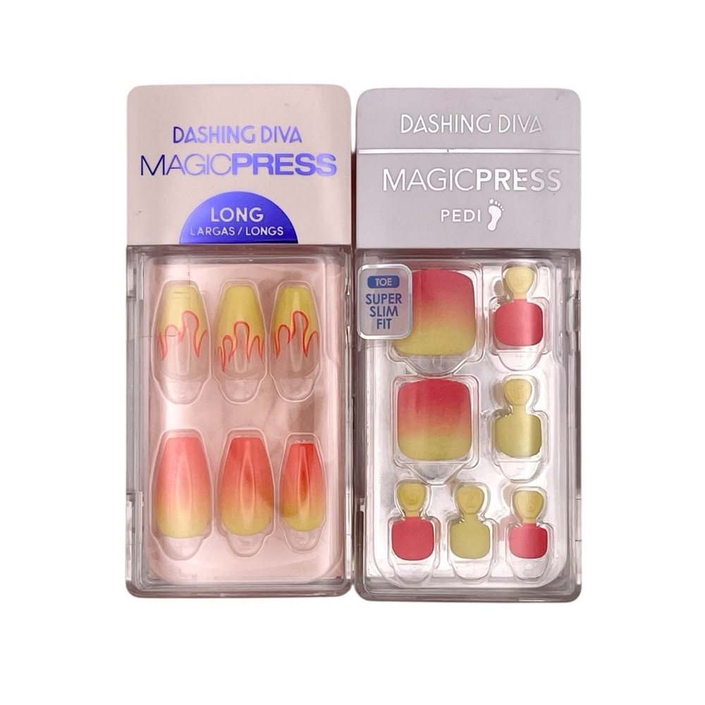 Dashing Diva Magic Press - Matching Mani and Pedi Set.